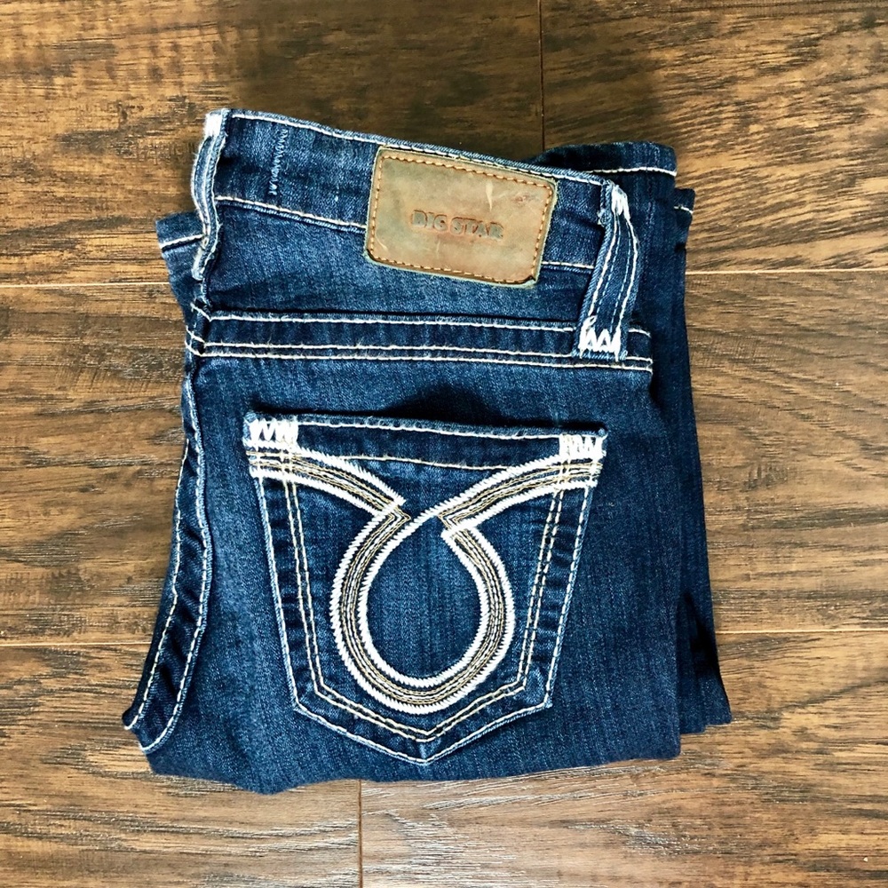 Big Star Liv Boot Cut Size 26R Inseam 30